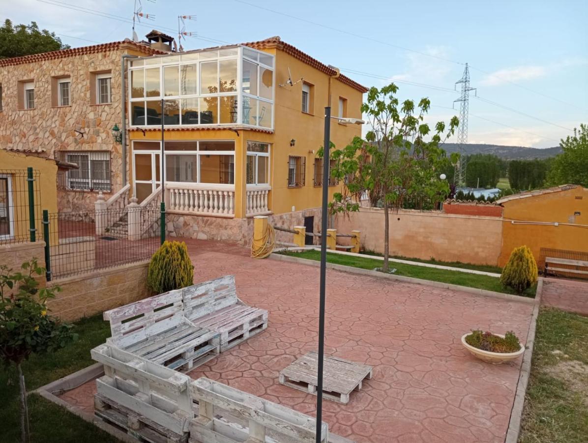 La escapada Villa Chillaron De Cuenca Luaran gambar